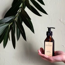 Oilwise Revitalize Bath Oil 100 ml, nourishing and rejuvenating for skin.